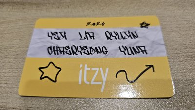 ITZY2024年曆SG預售特典小卡