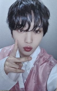 韓服YUJUN