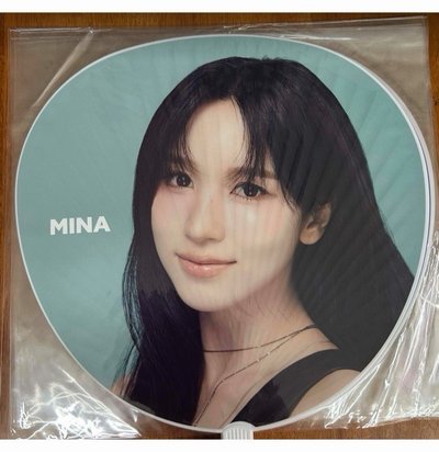 TWICE扇子出清