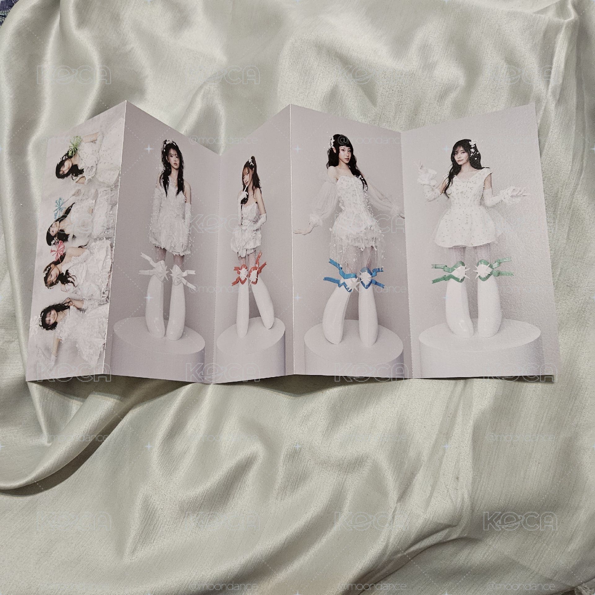 QWER 迷四 專輯 塔 單封 空專，小卡以外都有，近全新，無瑕疵，Booklet Magenta ver.