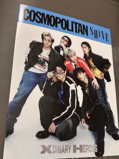 Cosmopolitan 別冊+三張明信片