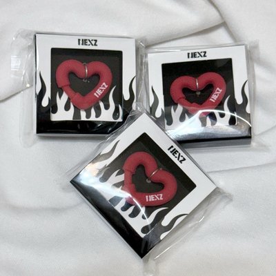 現貨❤️NEXZ日周手燈裝飾