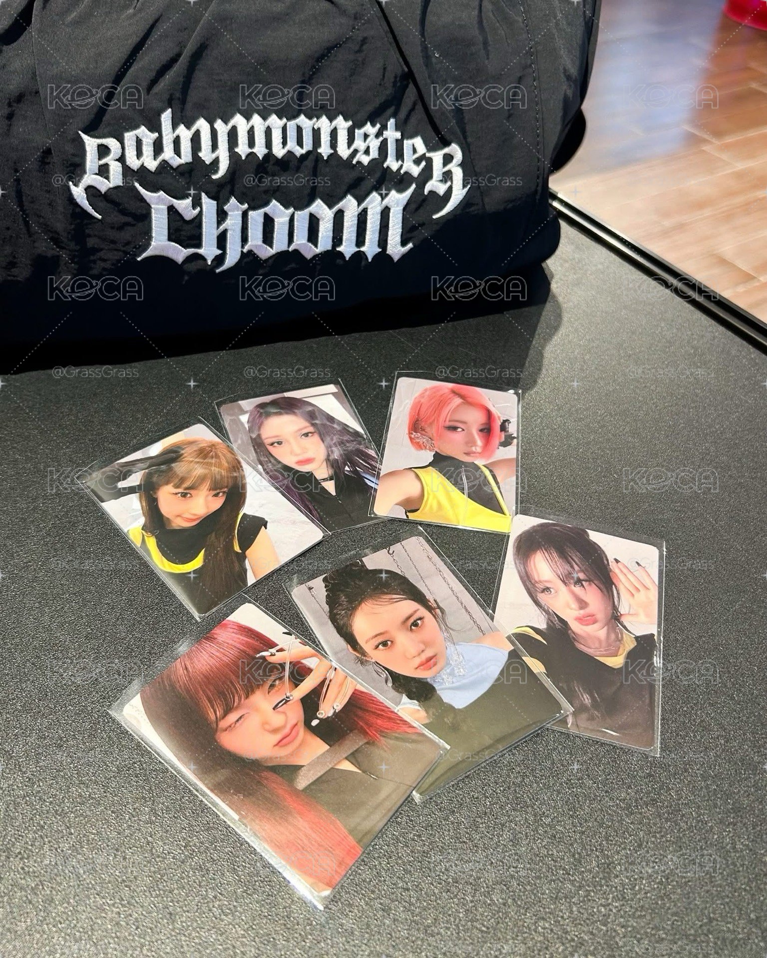 BabyMonster 寶怪快閃店單肩包