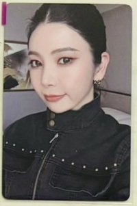 總有一顆屬於你的星球（Your Own Star）LIVE km 高雄線下 簽售卡 A