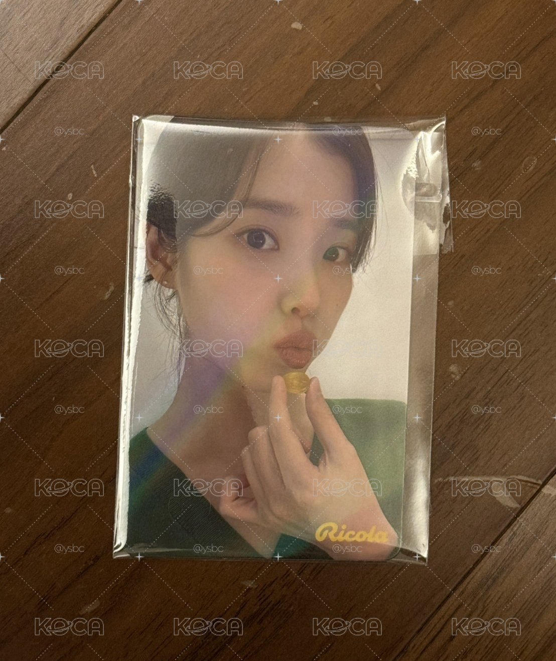 IU 利口樂 1.0 ver.C/全家代言卡 附空紙盒