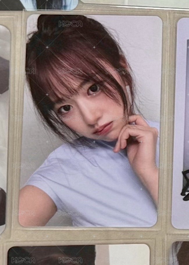 中背藍衣安