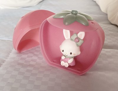 許願兔草莓屋扭蛋