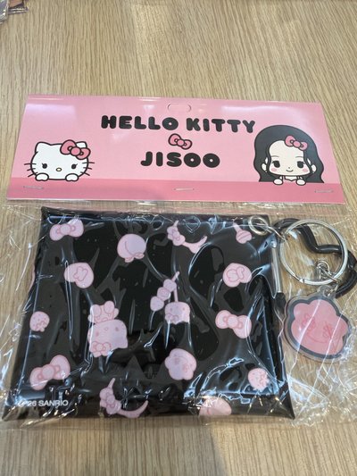 Jisoo Hello Kitty 韓國快閃