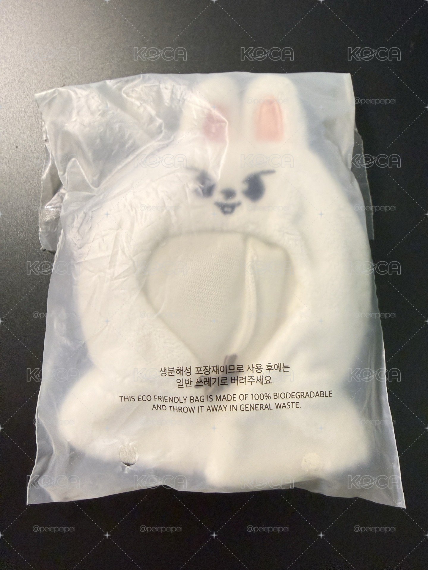 李畢斗篷娃衣