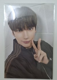 滿額卡 戳臉頰