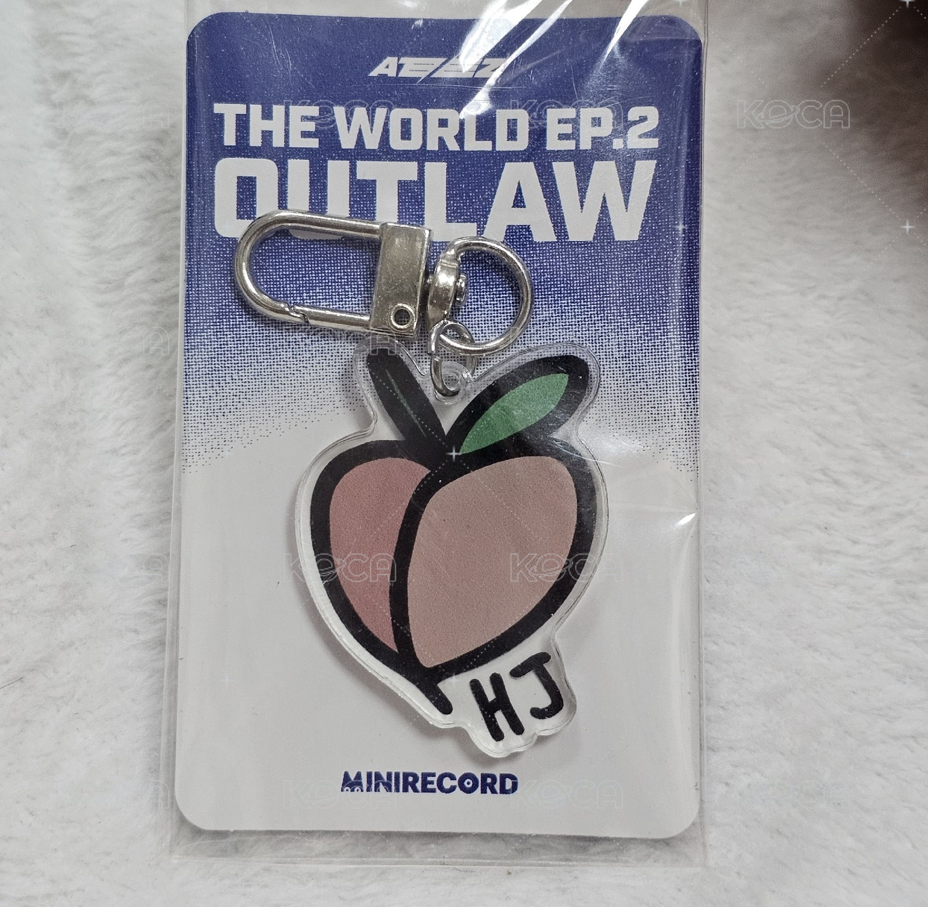 中outlaw 水果吊飾