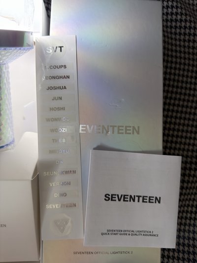 （現貨 一日內寄出）seventeen 二代 克拉棒 手燈 應援棒