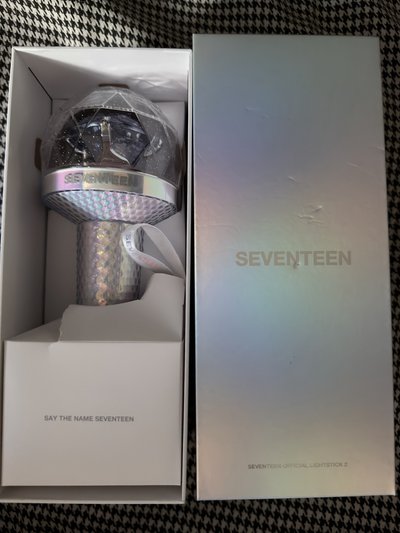 （現貨 一日內寄出）seventeen 二代 克拉棒 手燈 應援棒