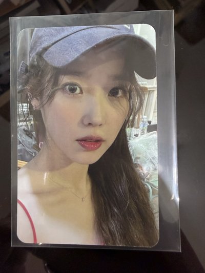 Iu 13週年驚喜卡