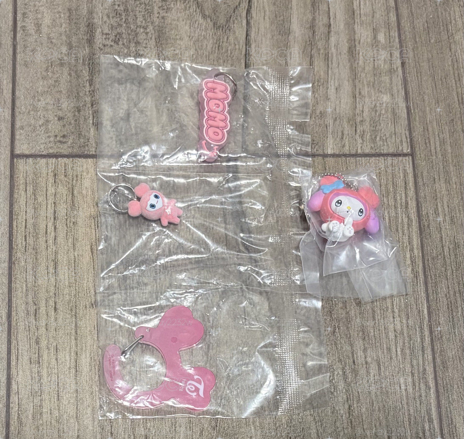 桃登山扣吊飾+三麗鷗吊飾