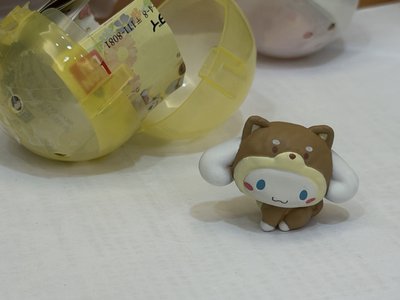 大耳狗扭蛋