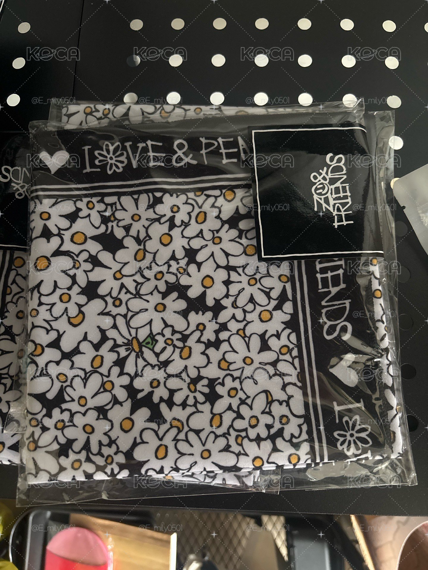 Zoa周邊系列➡️2代絲巾