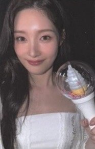 2026 I.O.I Con 手燈 周邊卡 