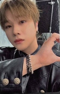 iKON FOUREVER TOUR 滿額卡 線上