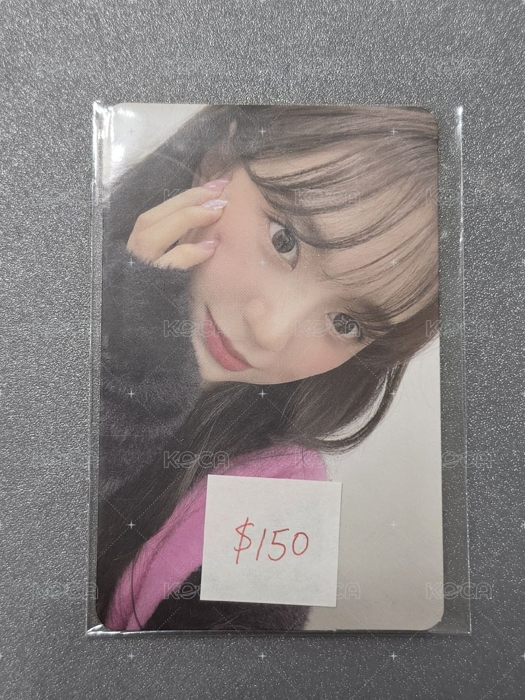摸臉