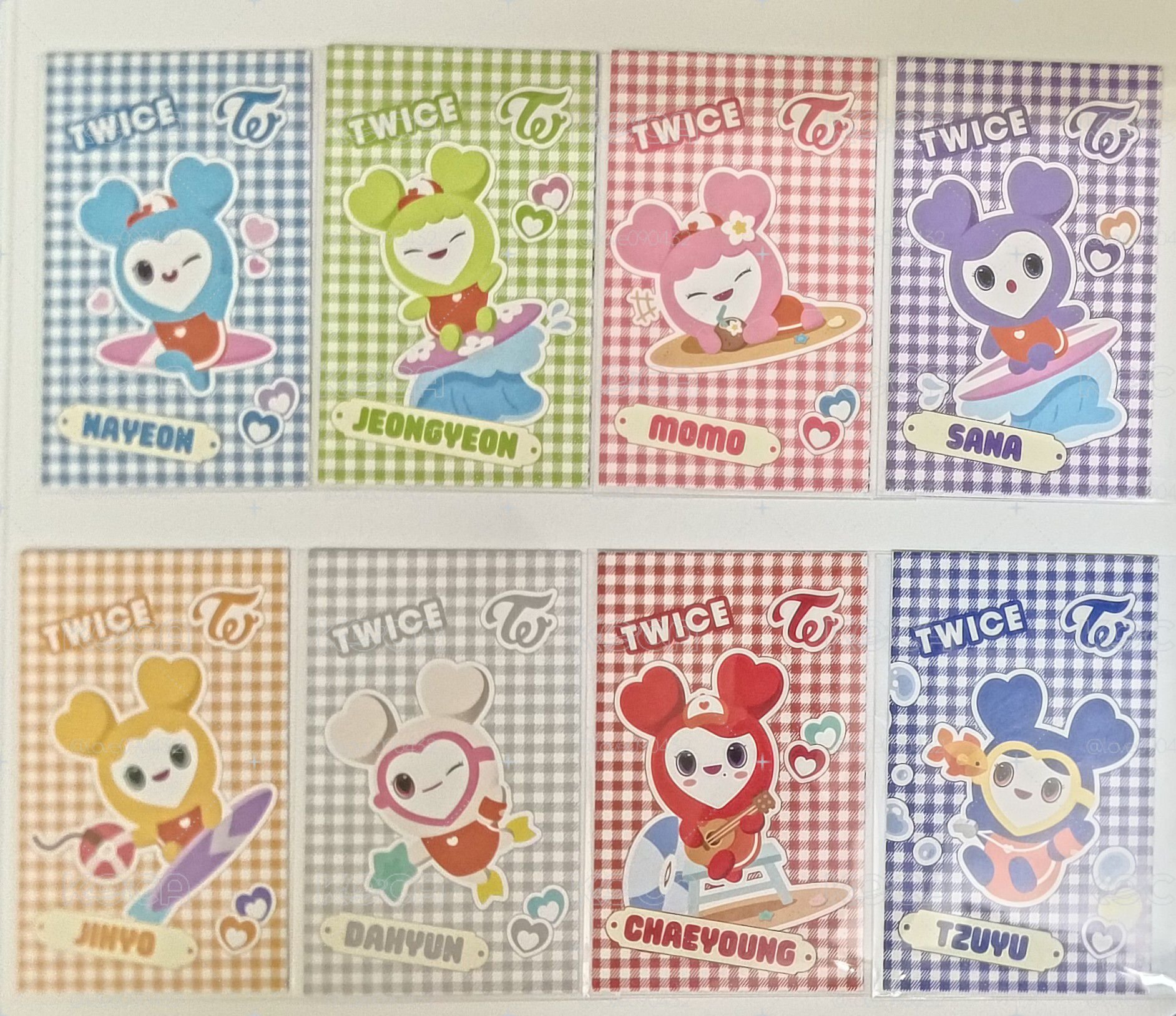 6套卡+一組徽章皆無南分成員售出