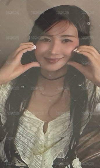 YURI左