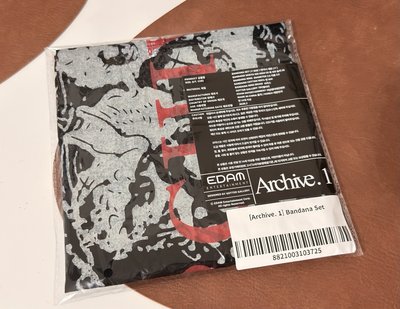 WOODZ 曹承衍 Archive. 1 world tour頭巾 專輯 專卡 盤出