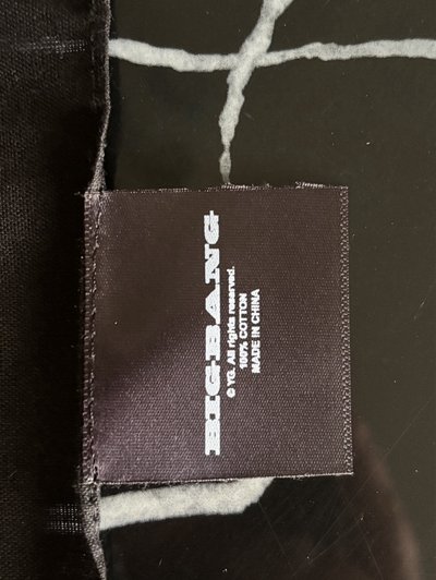BIGBANG科切拉絲巾➡️預購部分還有3條可以售出