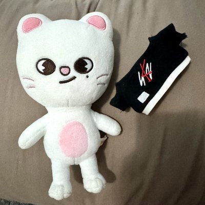 SKZ 辰20cm娃