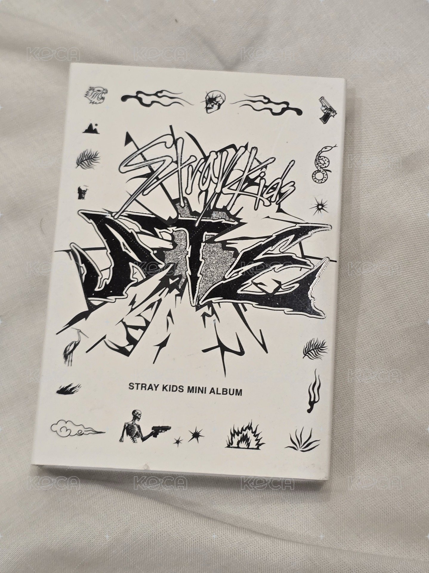 ATE 電子專 白