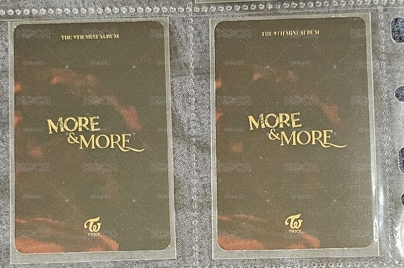 TWICE 的「MORE & MORE」專輯小卡  Jihyo