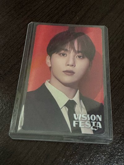 VISION 展覽小卡 