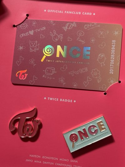 TWICE JAPAN會員卡+會員禮徽章