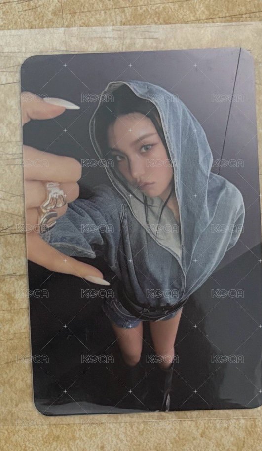 右邊ㄧ張
