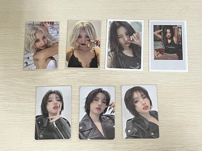 I-DLE 小娟官方小卡