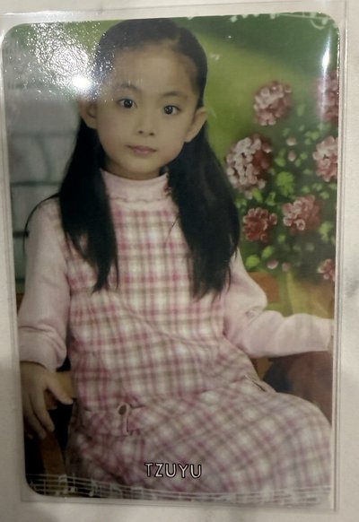 迷1 出道專 子瑜童年卡