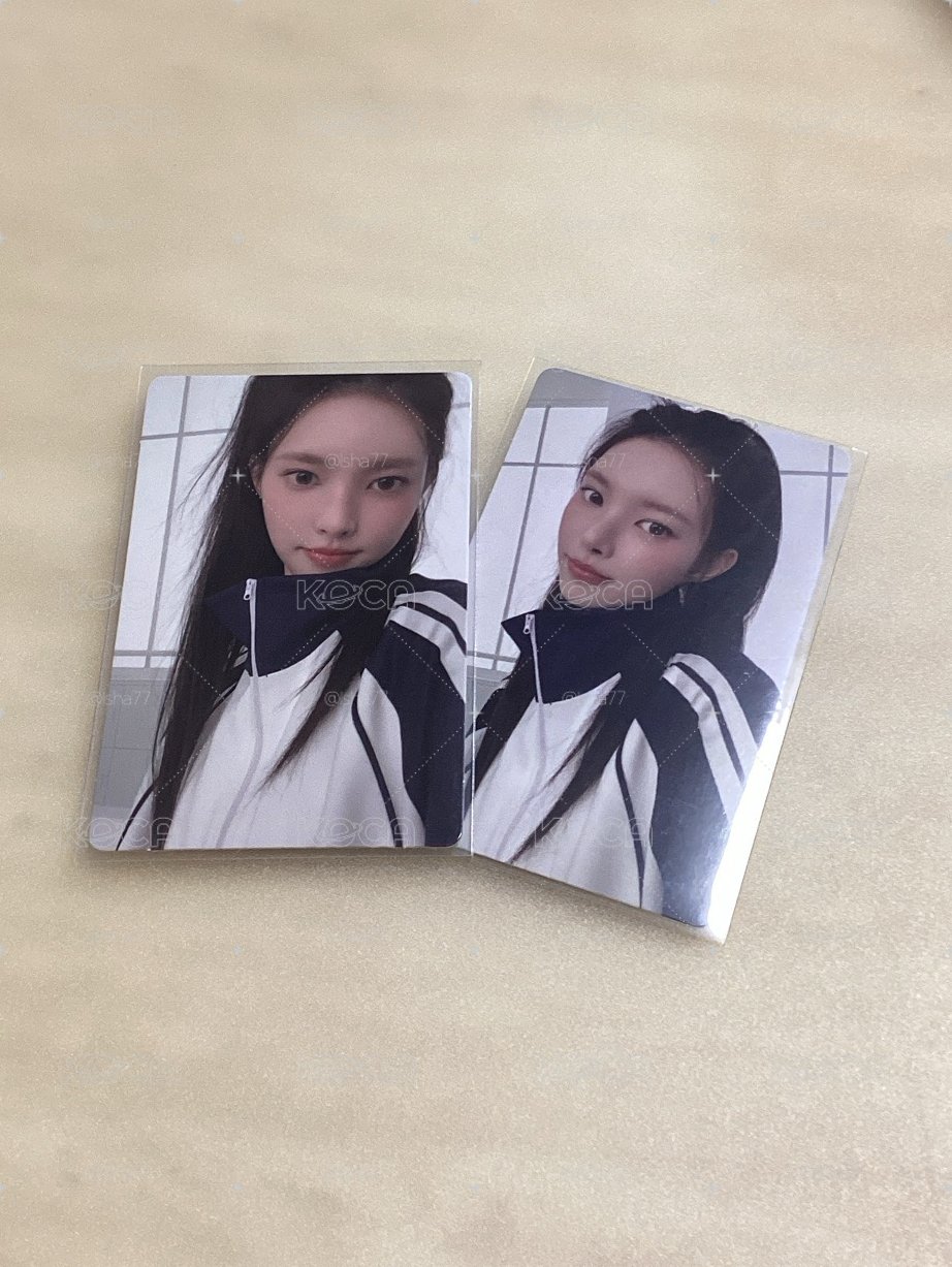 Yunah 校服兩張不拆