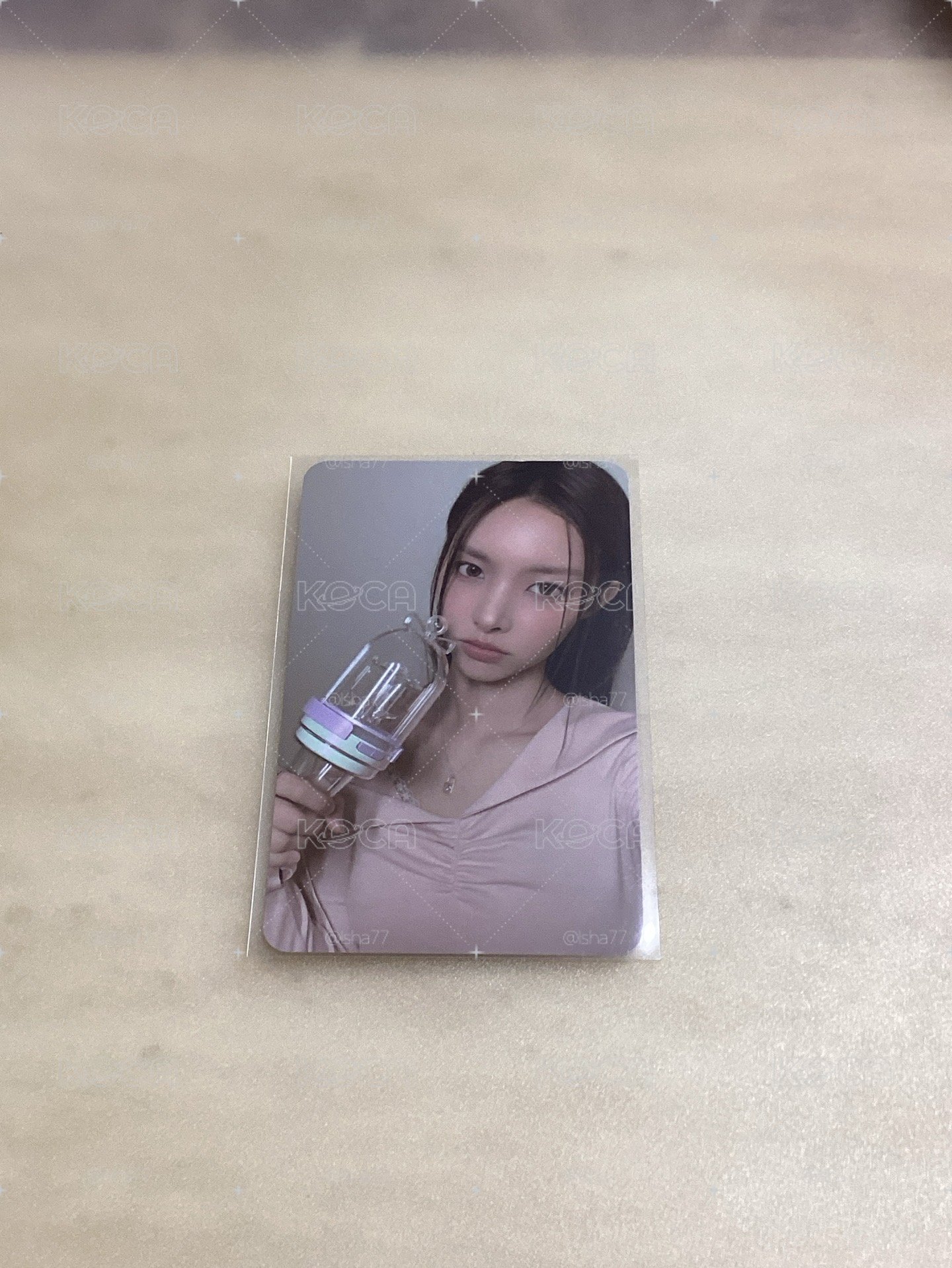 yunah 手燈卡