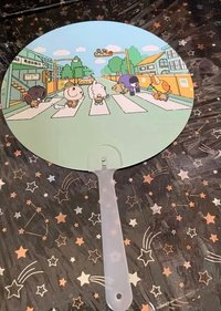 角巴兔扇子
