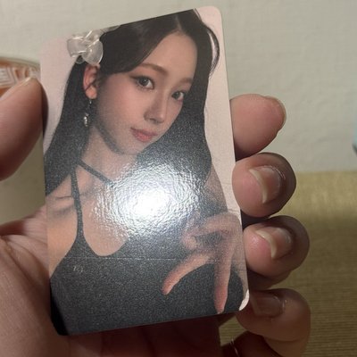 Karina a-eye代言卡