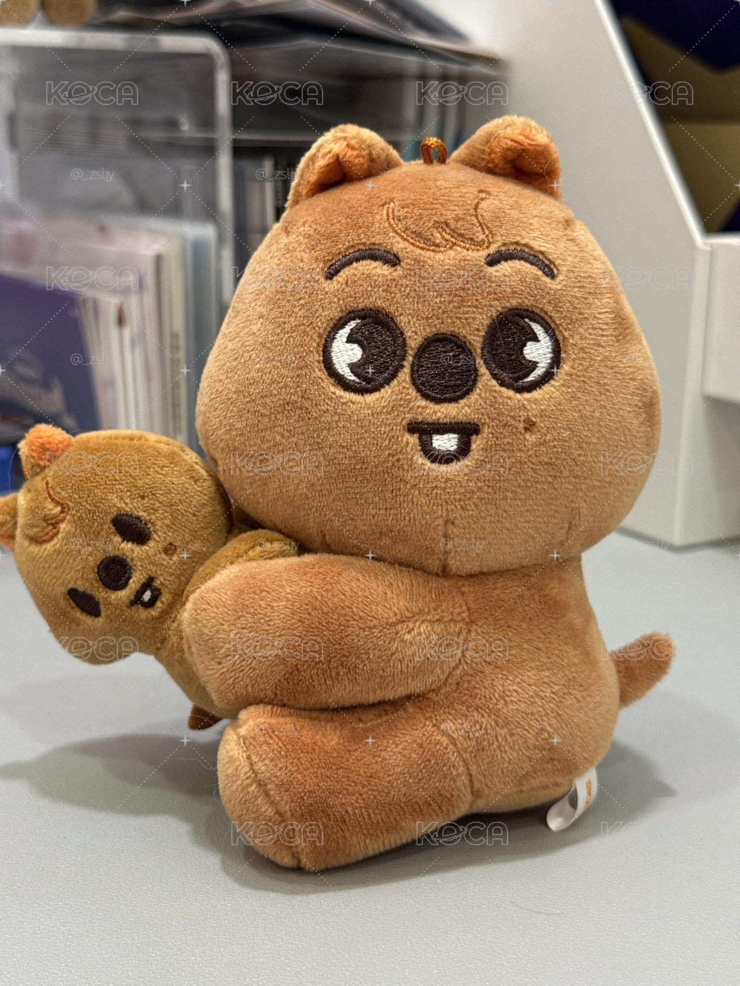 闊卡抱娃