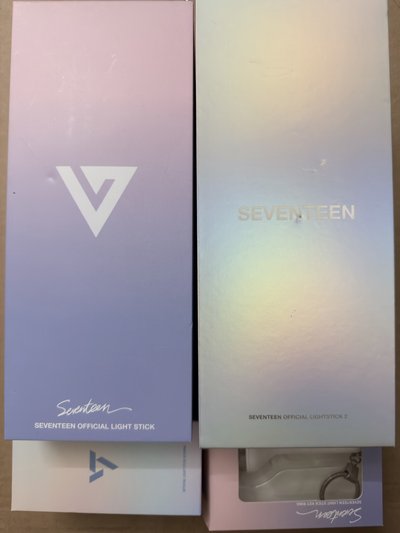 （現貨四個合售 可一日左右寄出）seventeen 克拉棒 一代手燈+二代手燈+一代小手燈+三代小手燈 應援棒