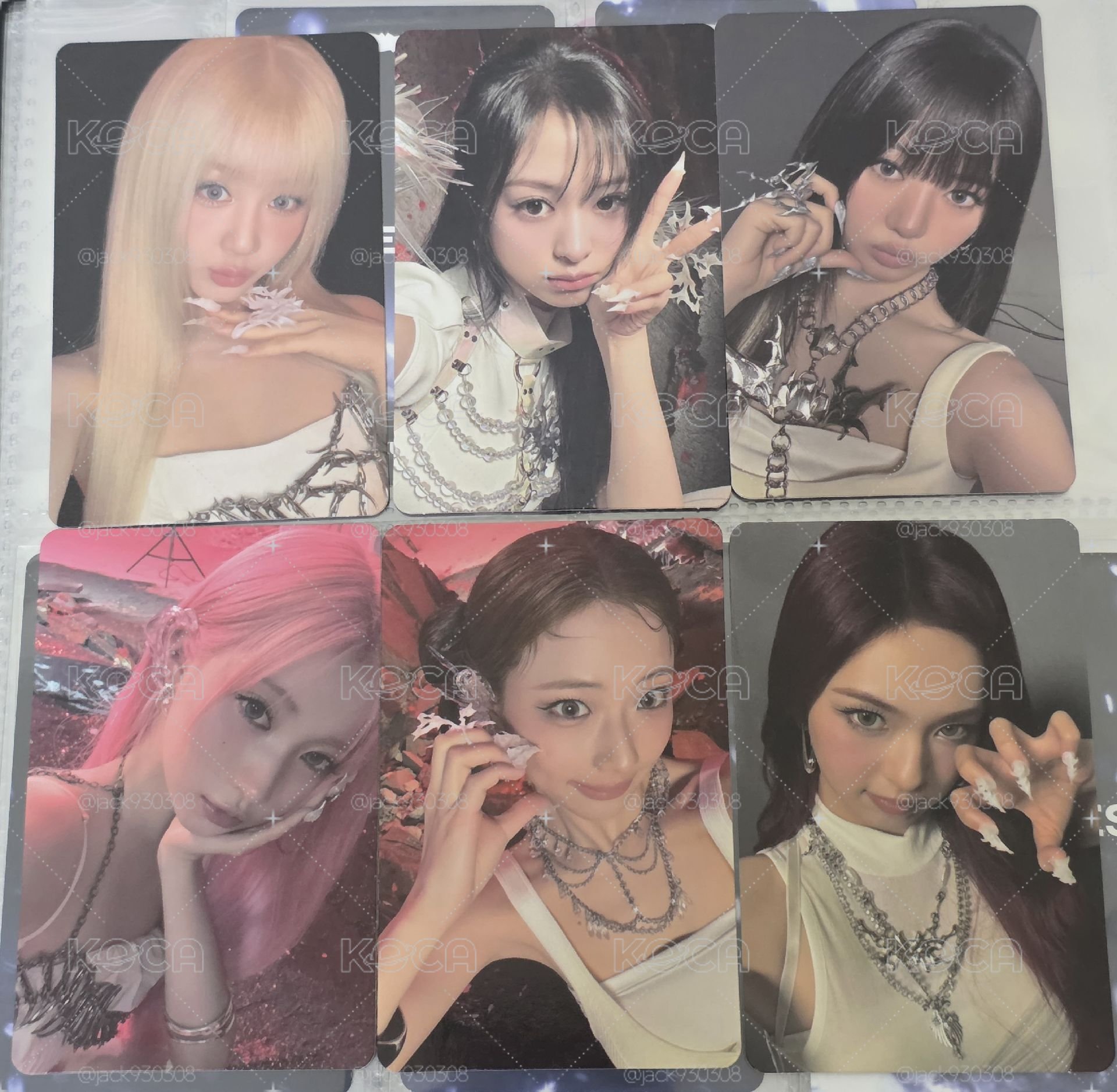 춤 (CHOOM) Crimson Ver. 專輯卡套出