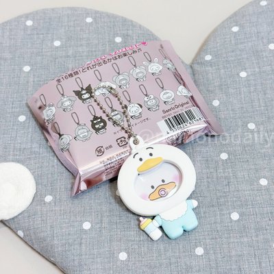 ꕤ⋆.˚ 三麗鷗｜奶嘴換臉別針吊飾/貝克鴨⸝⋆