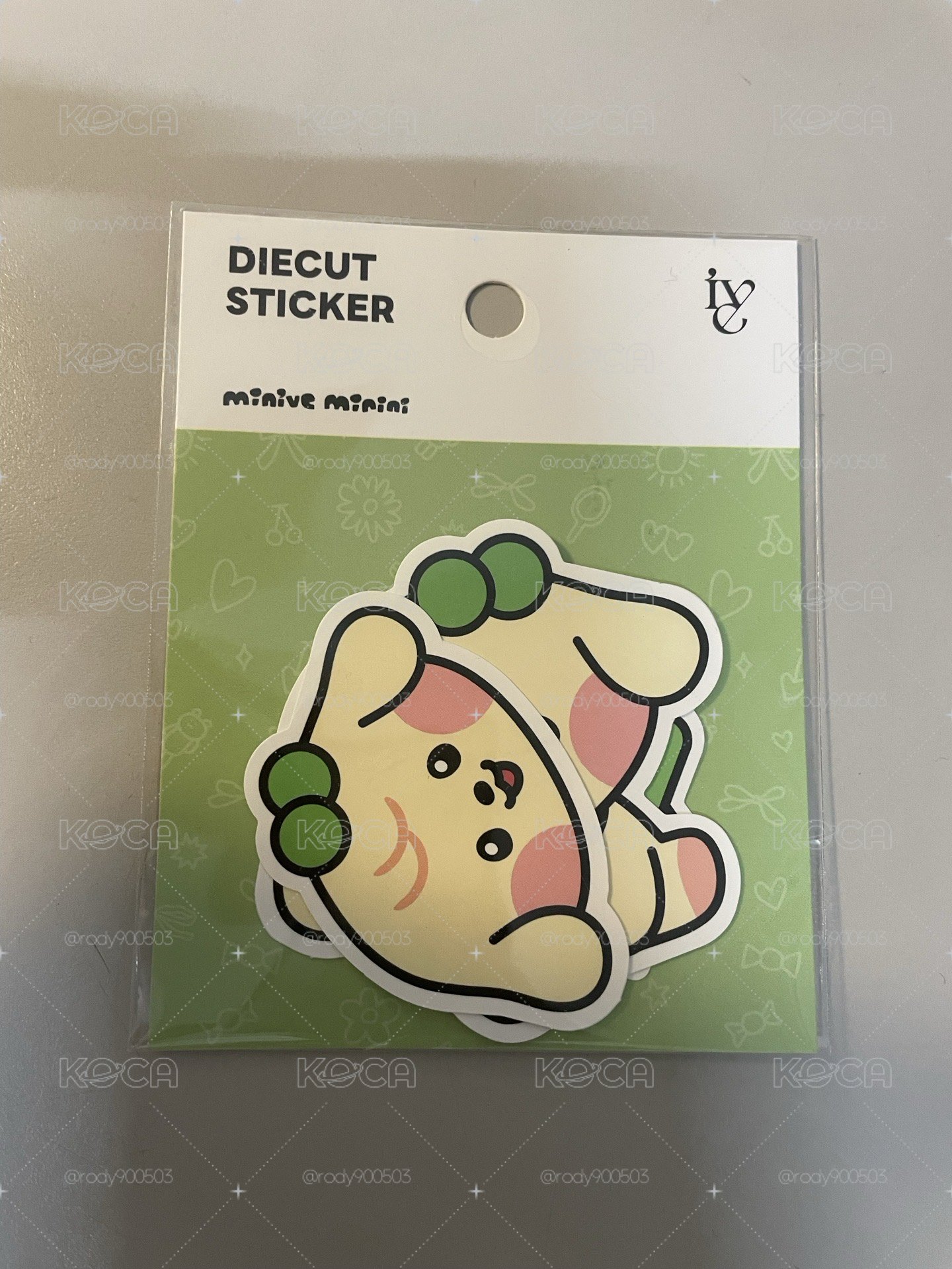IVE x Line Friends minive  Yujin 安俞真 安幾尼 貼紙組