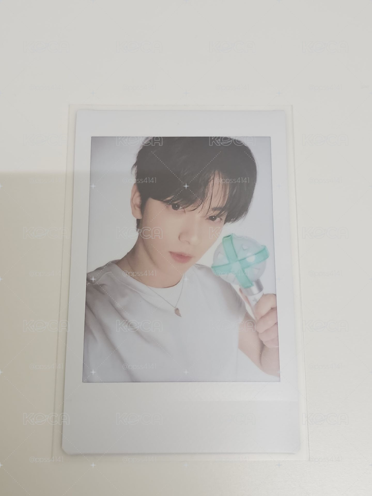 TXT MOA CON 手燈彬 拍立得