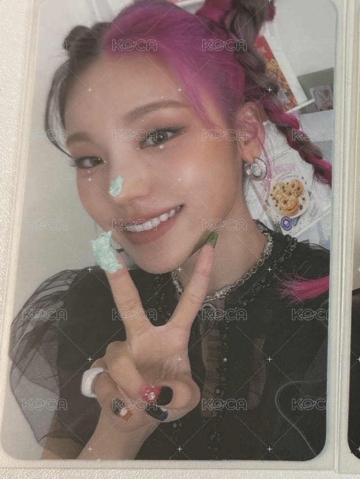 CRAZY IN LOVE 專輯卡 