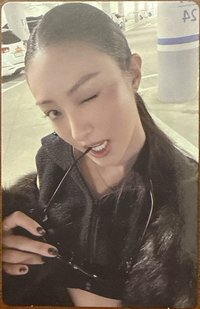 BITE NOW Angel ver. 專輯卡 