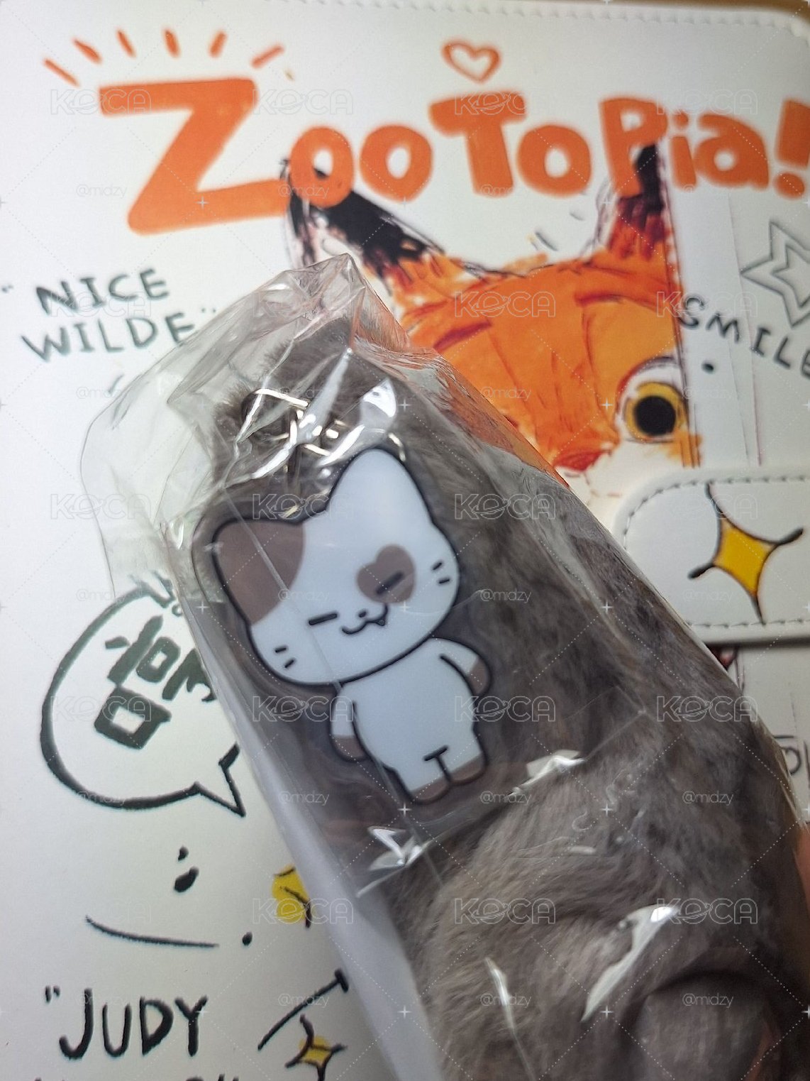 志尾巴吊飾