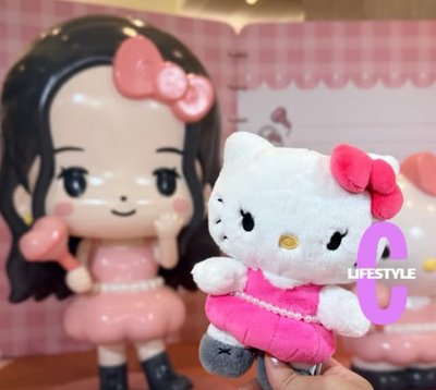 Jisoo X Hellokitty
